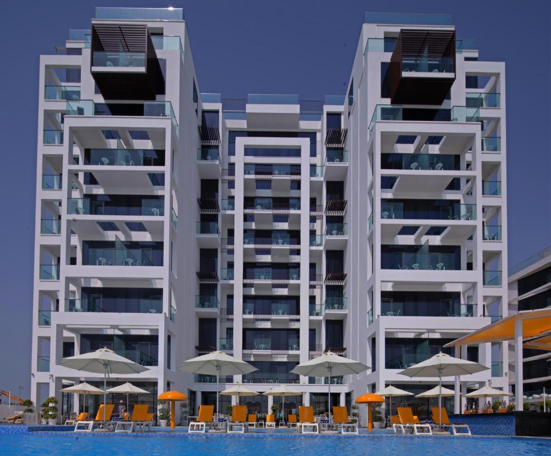 C Central Hotel And Resort The Palm Dubai Exterior foto